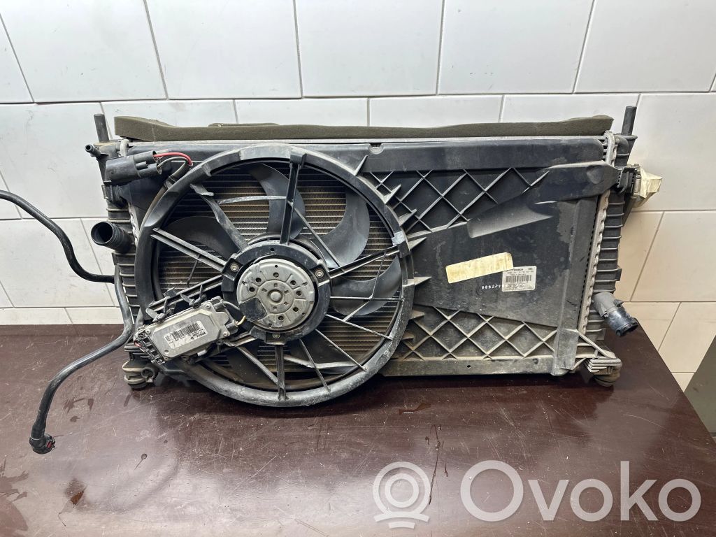 Volvo C30 Radiatora komplekts 