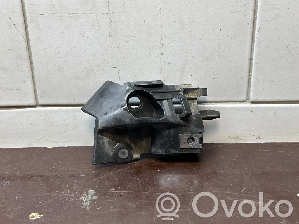 Front bumper mounting bracket   31214663