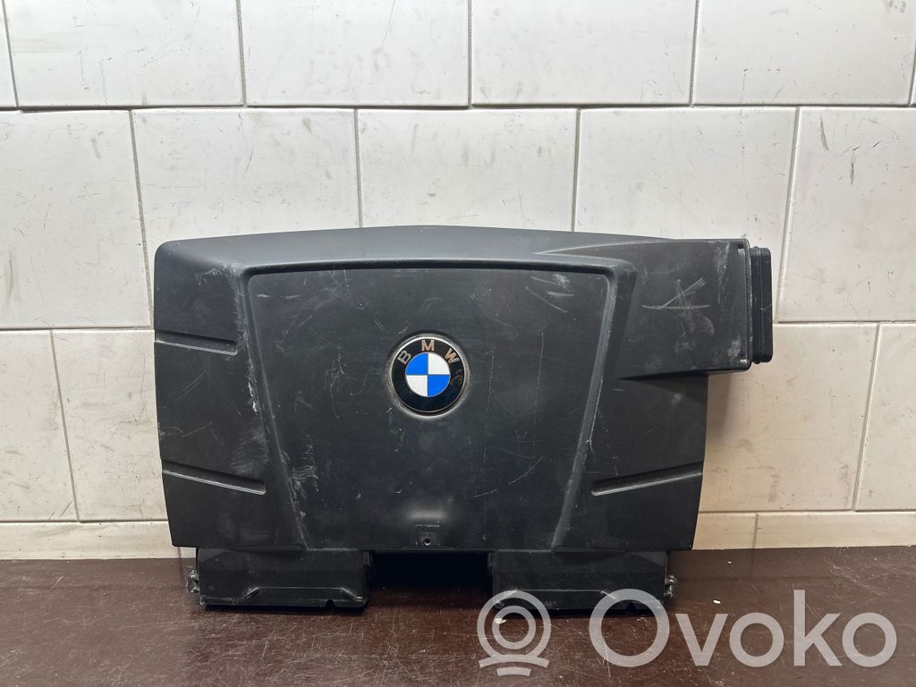 BMW 3 E90 E91 Air intake duct part 