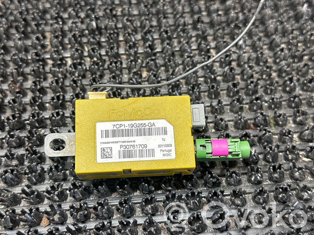 Volvo V60 Amplificator antenă aeriană 