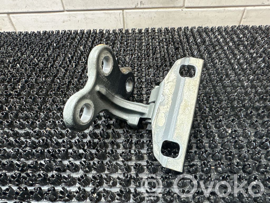 Volvo V60 Front door upper hinge 