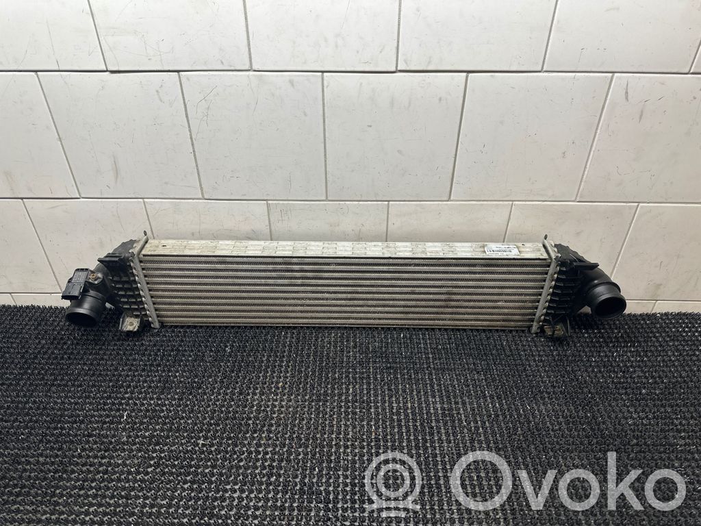 Volvo V60 Interkūlerio radiatorius 