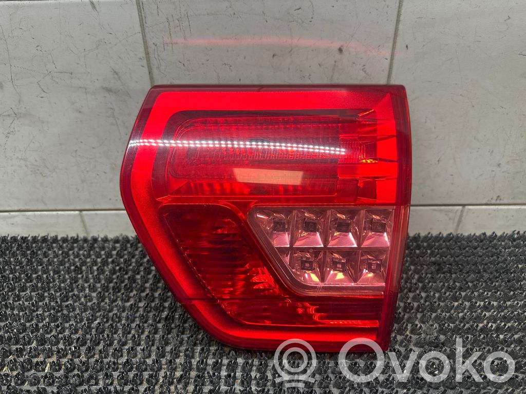 Citroen C5 Galinis žibintas dangtyje 