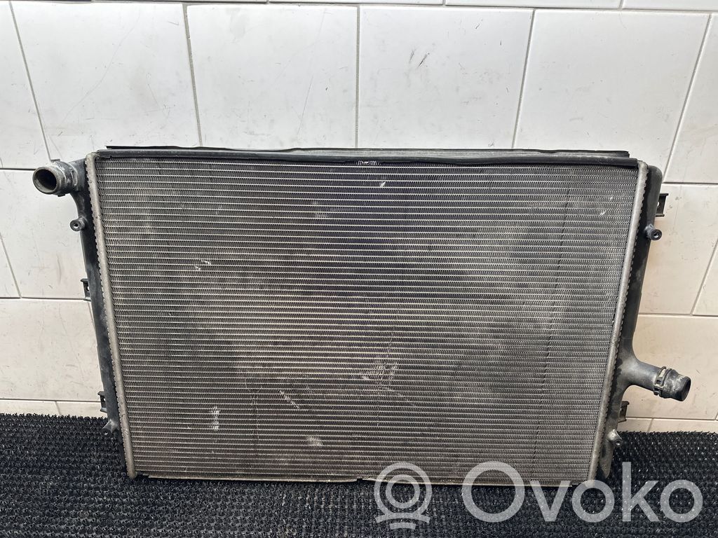 Audi TT TTS Mk2 Jäähdyttimen lauhdutin 