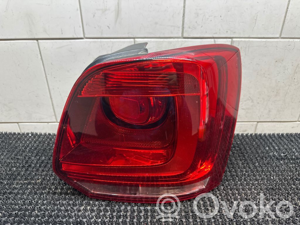 Volkswagen Polo V 6R Lampa tylna 