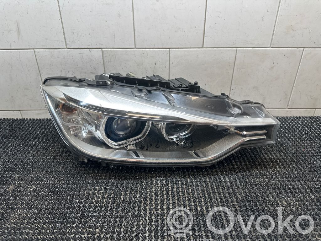 BMW 3 F30 F35 F31 Lampa przednia 