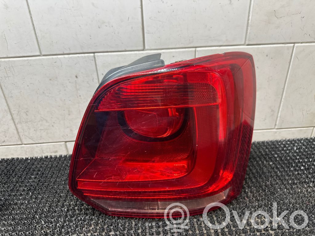 Lampa tylna   6R0945096N,6R0945112B,6R0945096P,6R0945112G