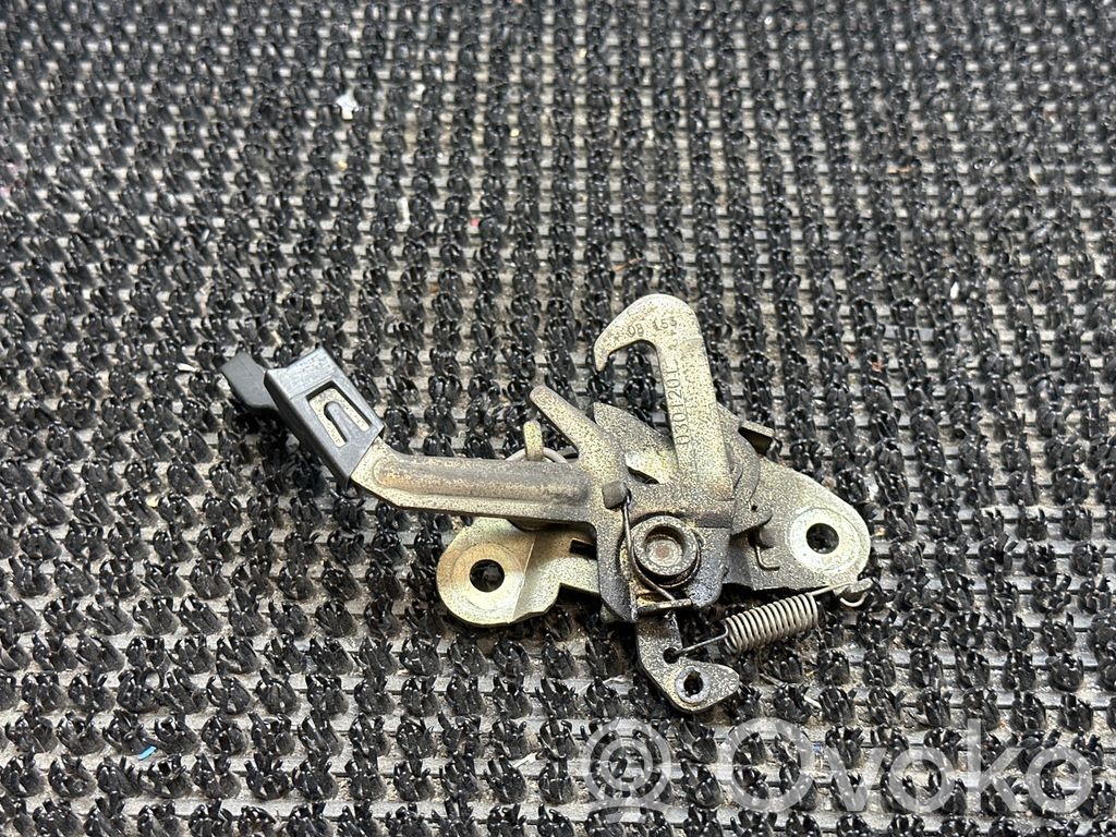 Peugeot 207 Engine bonnet/hood lock/catch 