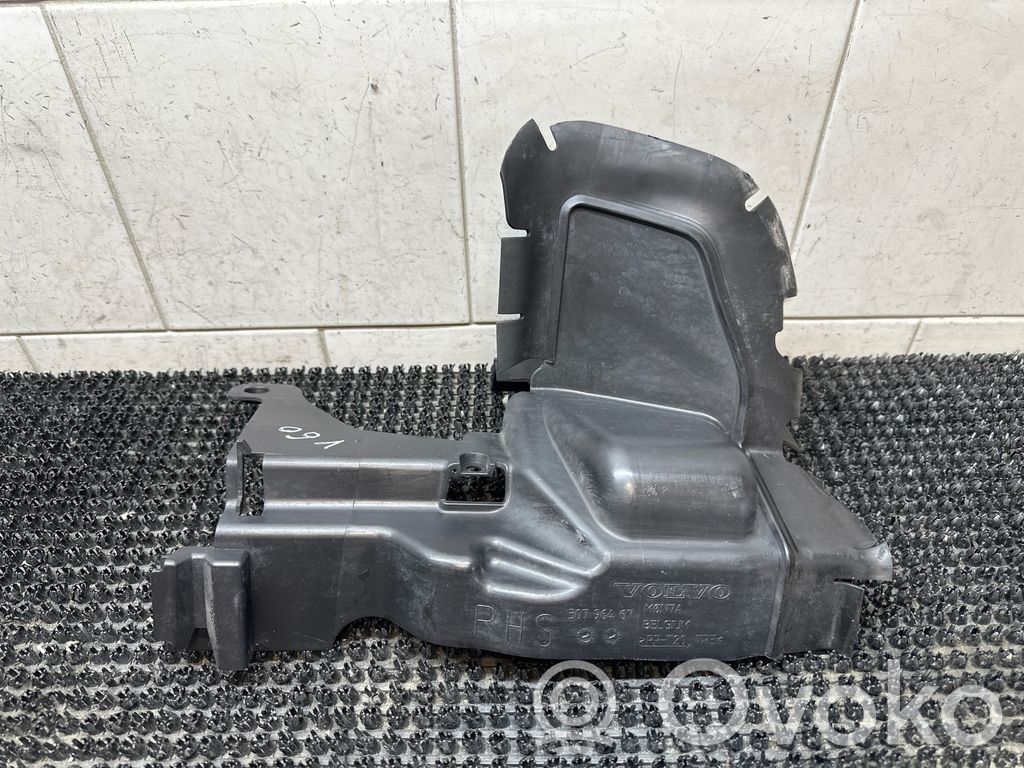 Volvo V60 Radiatoriaus oro nukreipėjas (-ai) 