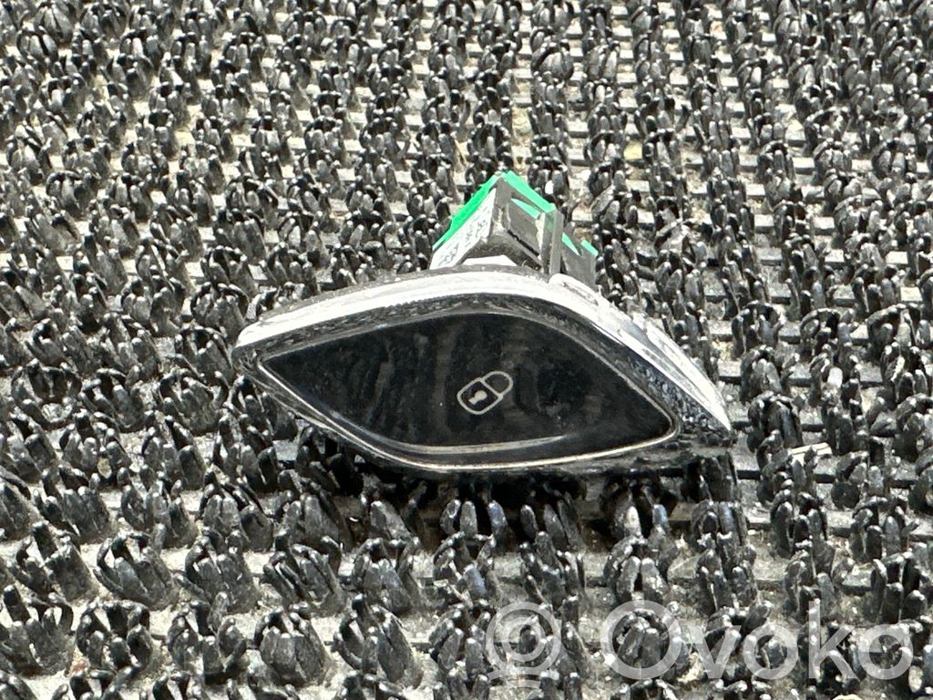 Citroen DS3 Central locking switch button 
