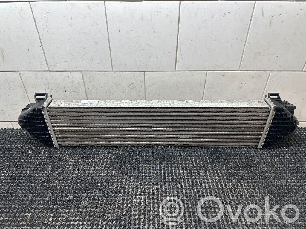 Volvo V60 Interkūlerio radiatorius 