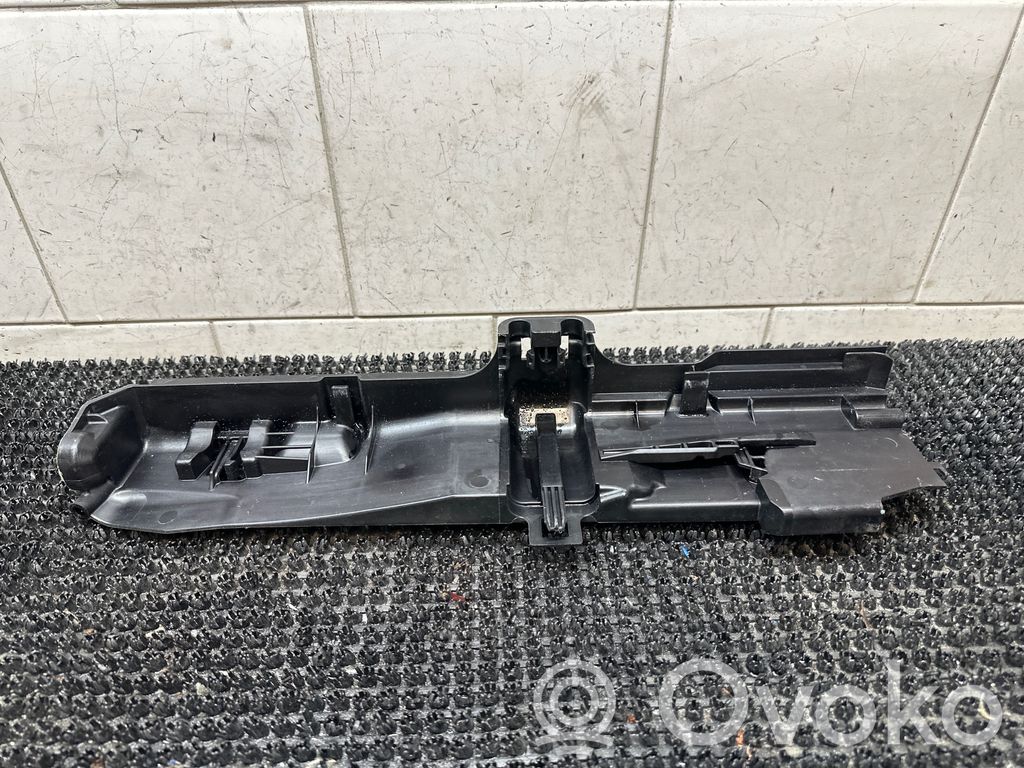 BMW 3 E90 E91 Radiator mount bracket 