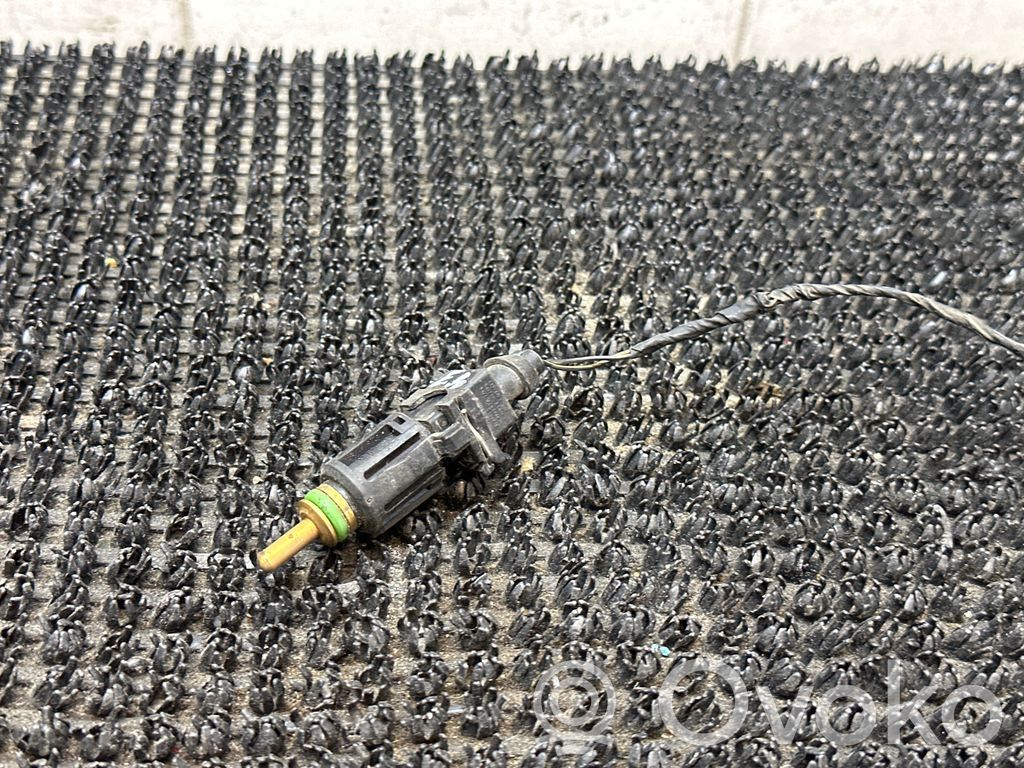 BMW 3 E90 E91 Coolant temperature sensor 