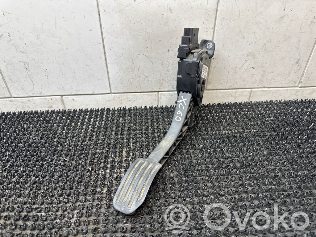 Volvo XC60 Accelerator throttle pedal 