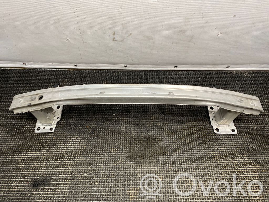 Renault Megane III Front bumper cross member 