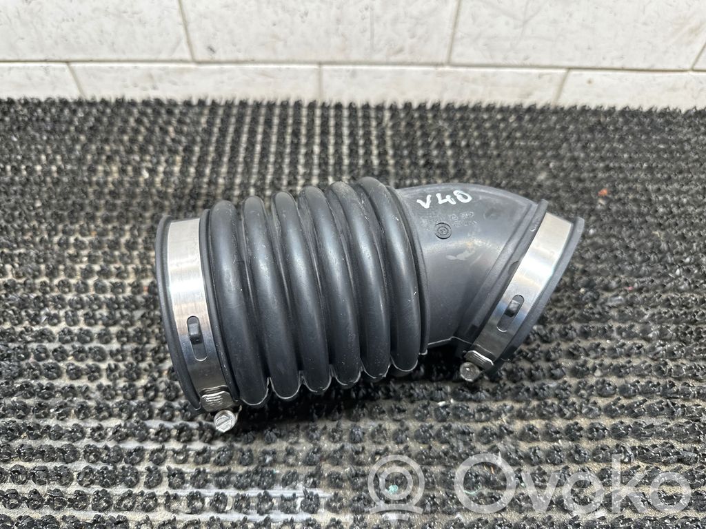 Volvo V40 Air intake hose/pipe 