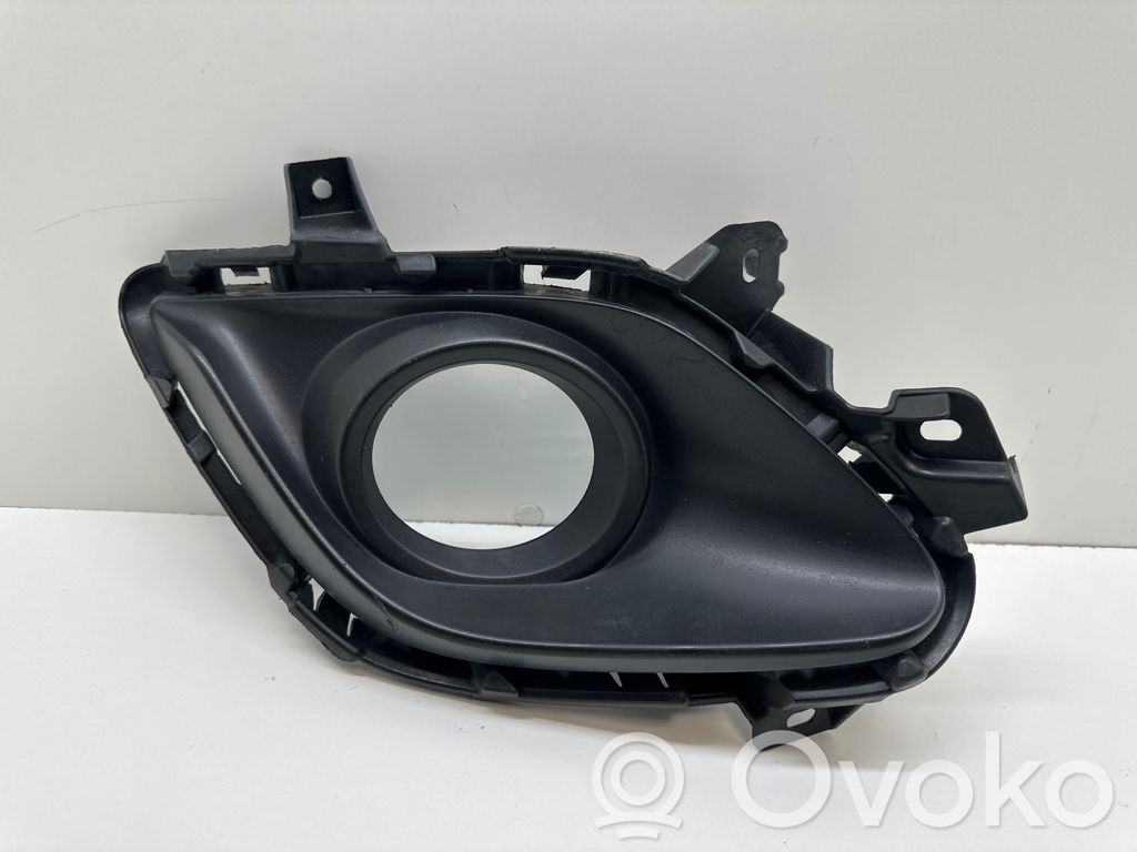 Mazda 6 Moldura/rejilla de la luz antiniebla delantera 