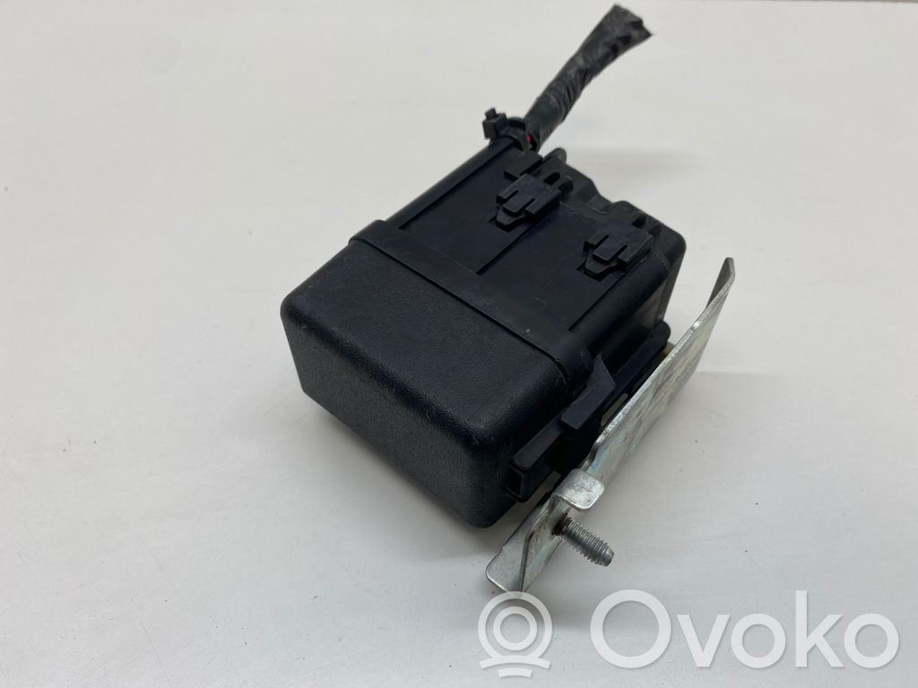 Mazda 6 Juego de caja de fusibles 