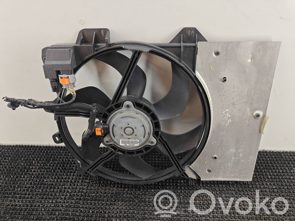 Citroen DS3 Elektrisks radiatoru ventilators 