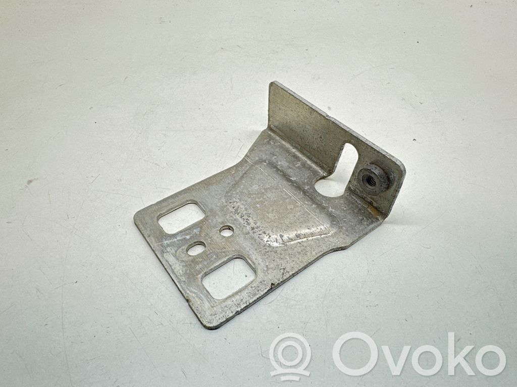 Citroen C3 Front bumper mounting bracket 