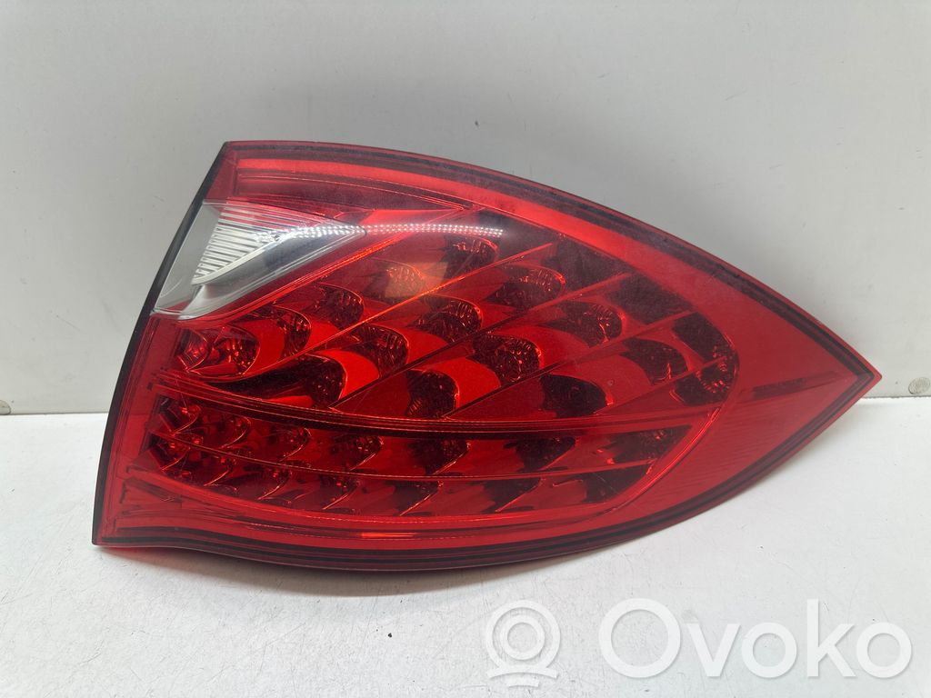 Porsche Cayenne (92A) Lampă spate în caroserie 