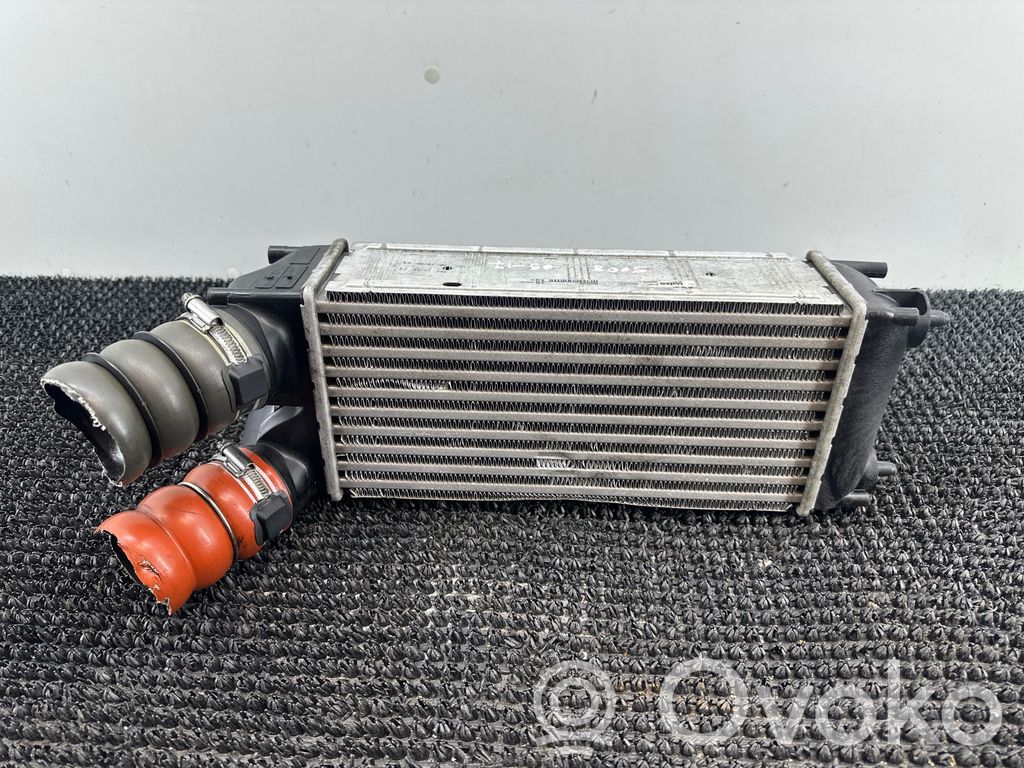 Peugeot 5008 Intercooler radiator 