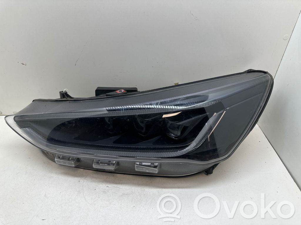Ford Focus Scheinwerfer 