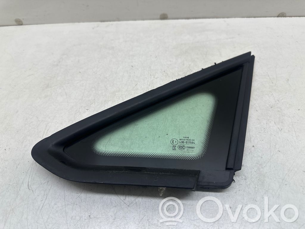 Volkswagen Caddy Front triangle window/glass 