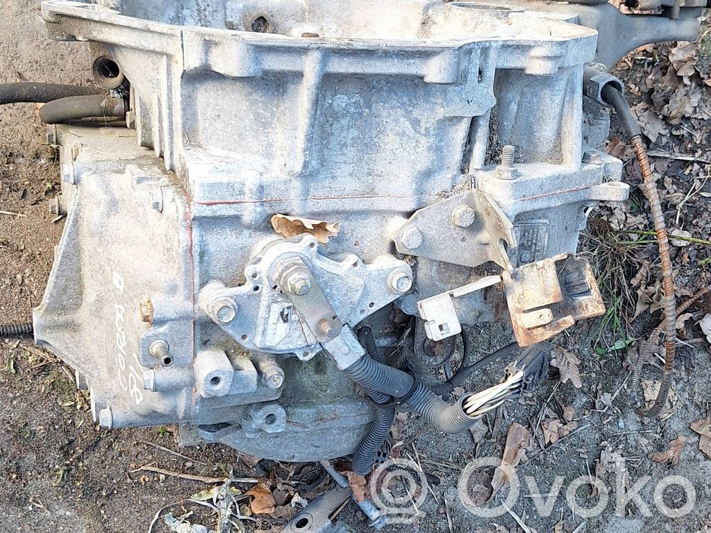 Opel Corsa B Caja de cambios manual de 5 velocidades 