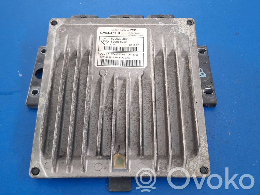 Unidad de control/módulo del motor   8200399038