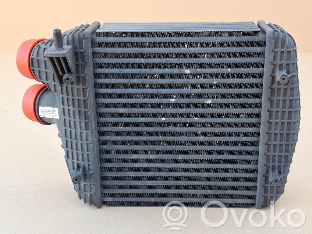 Maserati Levante Chłodnica powietrza doładowującego / Intercooler 