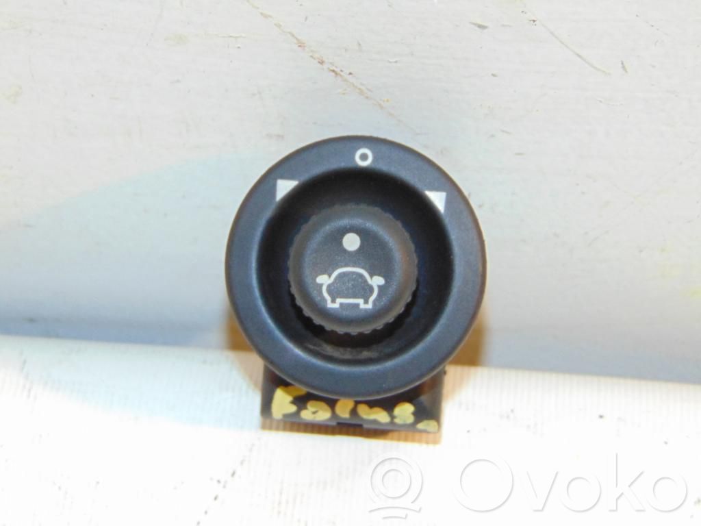 Ford Mondeo Mk III Wing mirror switch 