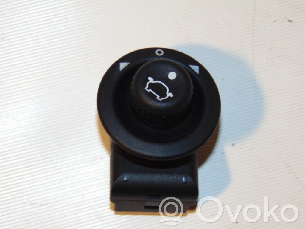 Ford Mondeo Mk III Wing mirror switch 