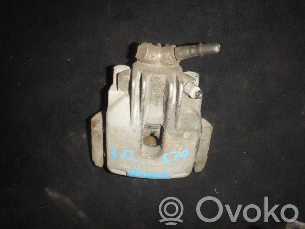 BMW 5 E39 Galinis suportas 