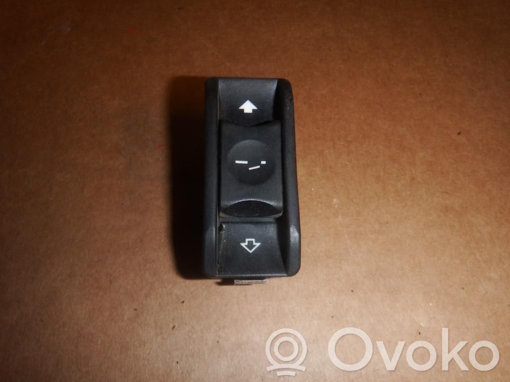 Sunroof switch   61316907288
