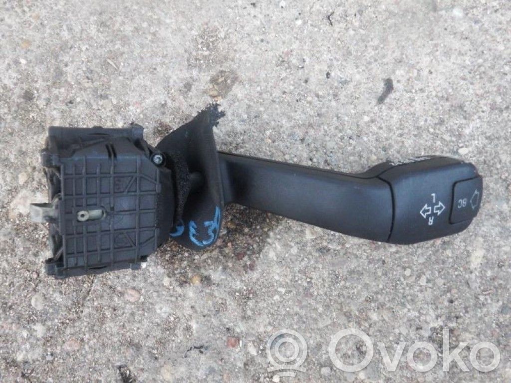 BMW 5 E39 Indicator stalk 