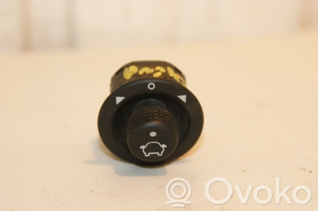 Wing mirror switch   4495427,93BG17B676BA,93BG17B676BB