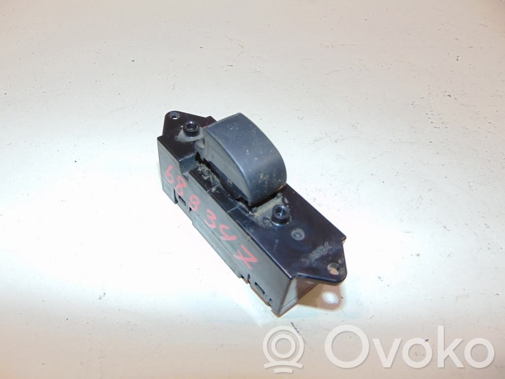 Mitsubishi Lancer Electric window control switch 