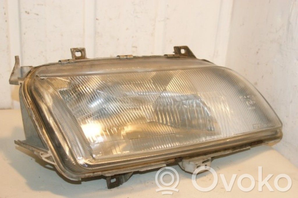 Volkswagen Sharan Lampa przednia 