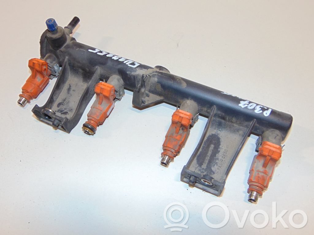 Peugeot 307 Fuel main line pipe 