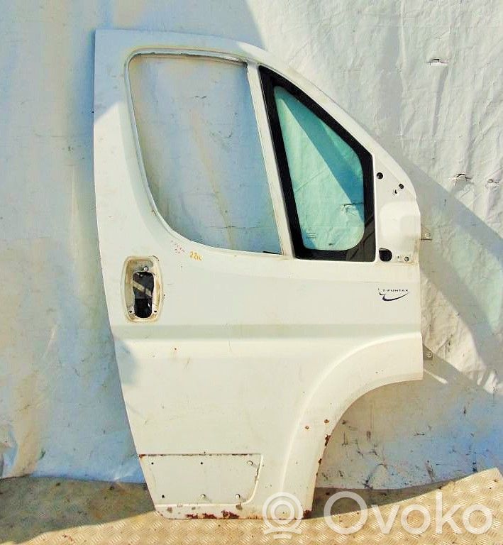 Fiat Ducato Ovi (2-ovinen coupe) 
