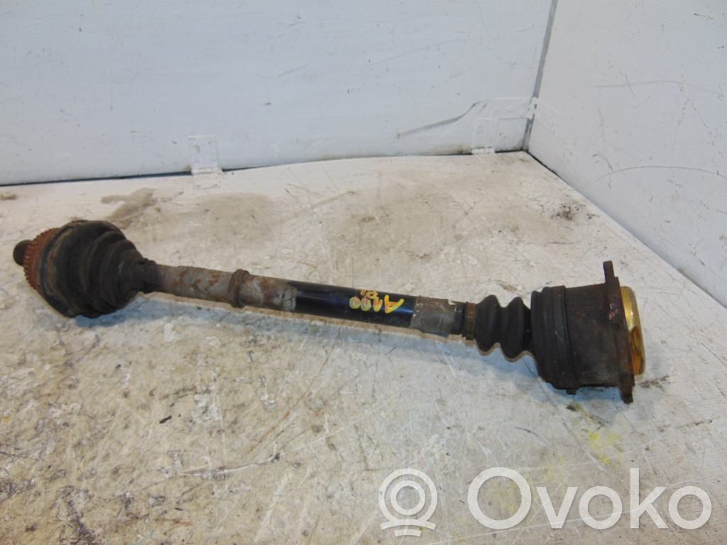 Etuvetoakseli   4A0407452CX