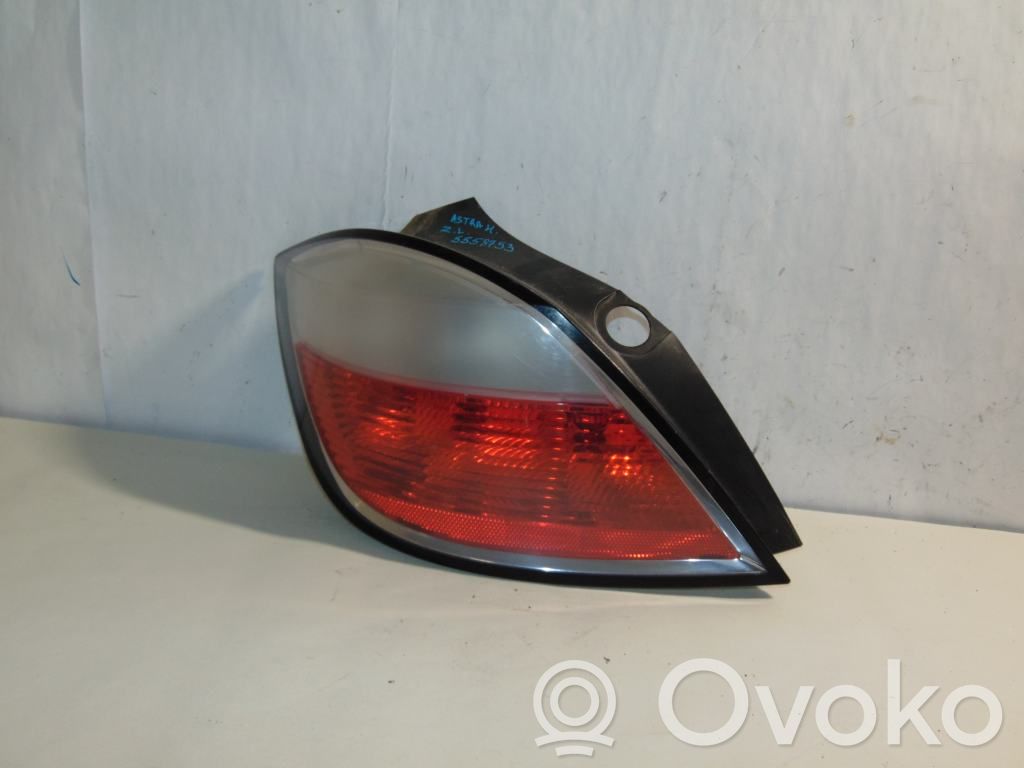 Opel Astra H Galinis žibintas kėbule 