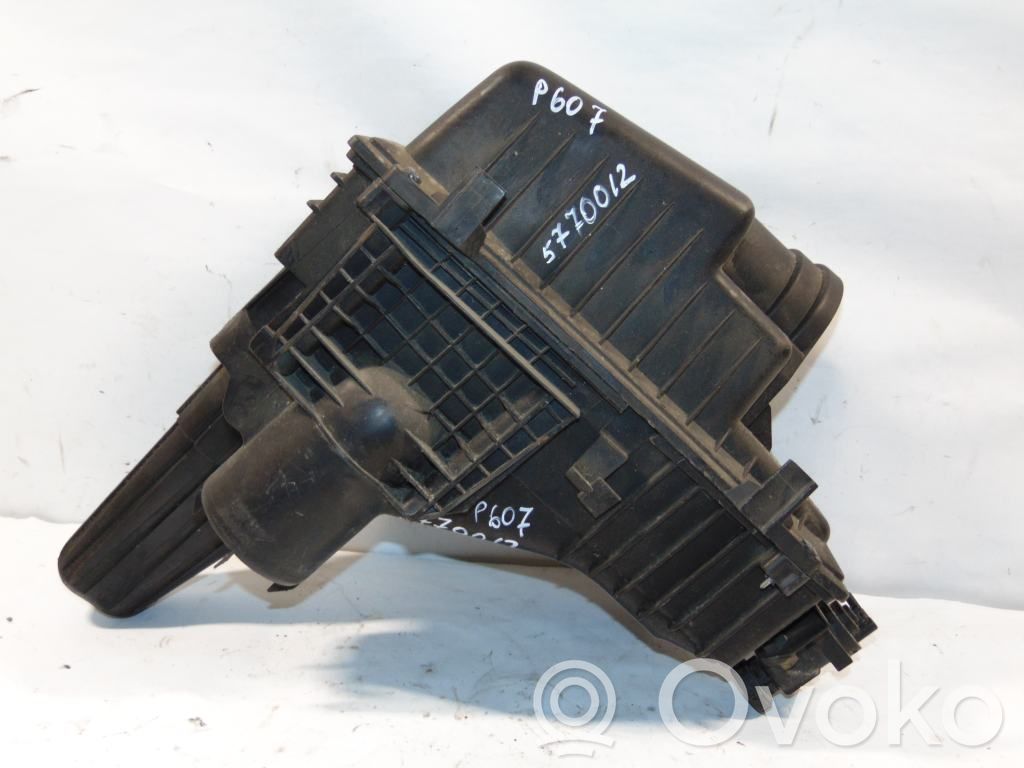 Peugeot 607 Obudowa filtra powietrza 