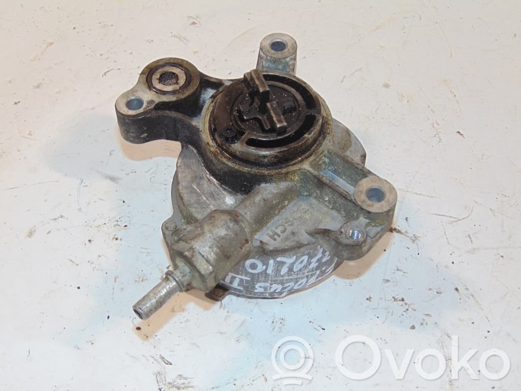 Ford Focus Vacuum pump 
