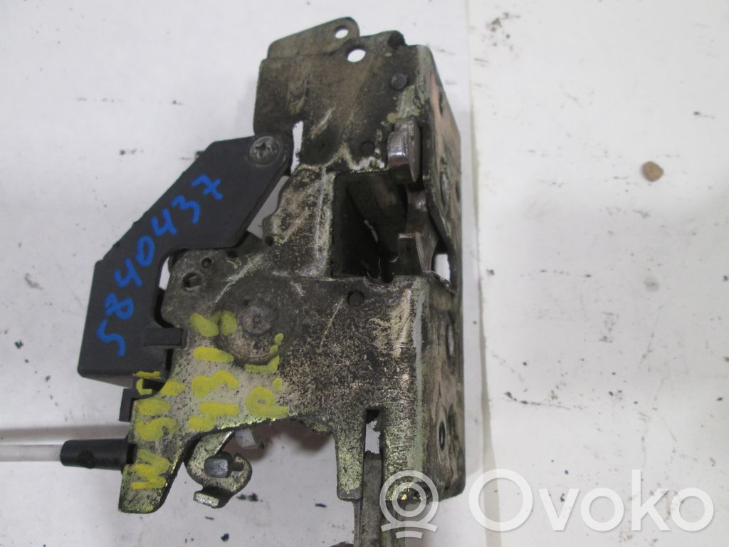 Mercedes-Benz Sprinter W901 W902 W903 W904 Zamek drzwi przednich 
