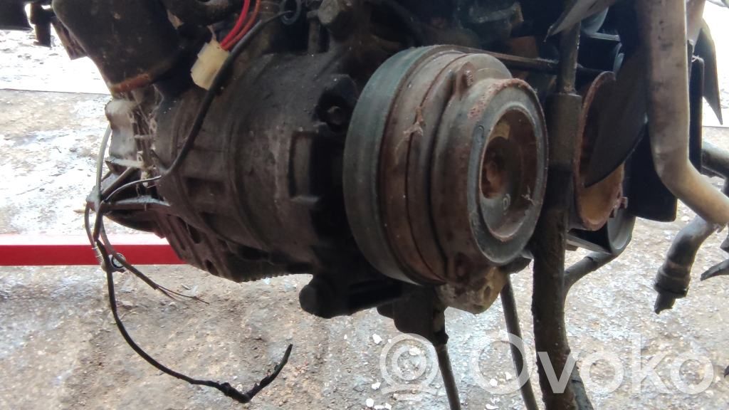 BMW 5 E39 Air conditioning (A/C) compressor (pump) 