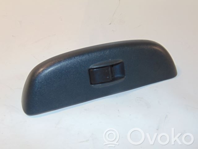 Toyota Yaris Verso Electric window control switch 