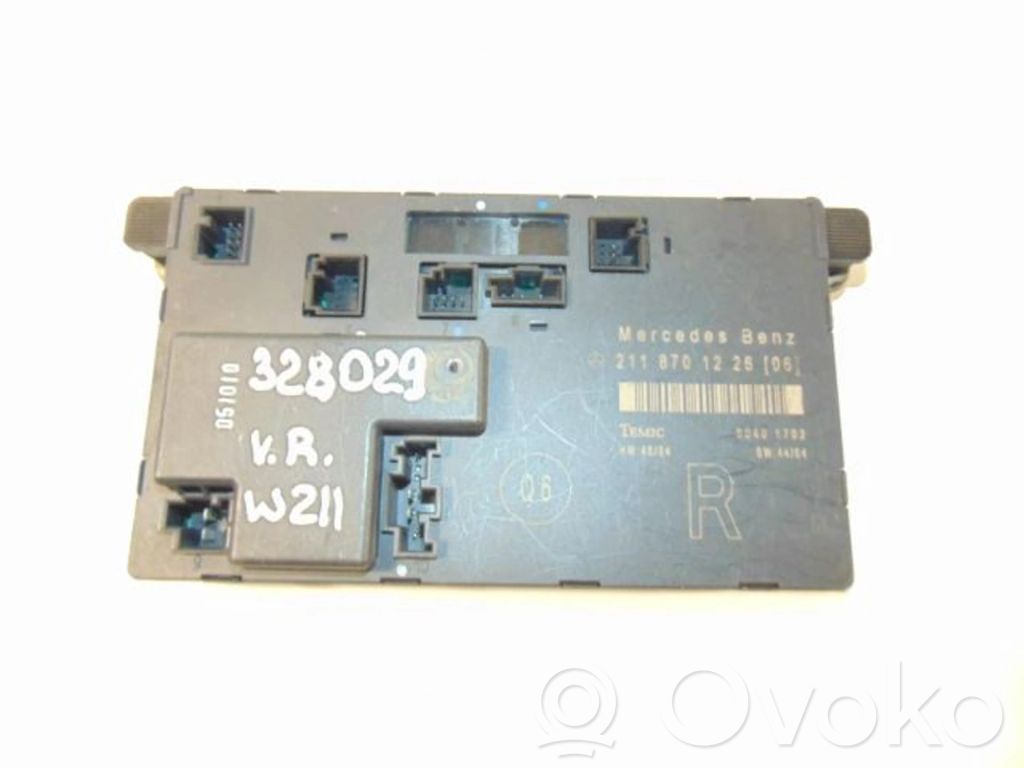 Unité de commande module de porte   A2118701226