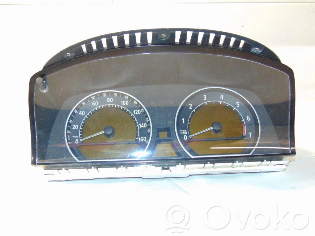 BMW 7 E65 E66 Nopeusmittari (mittaristo) 